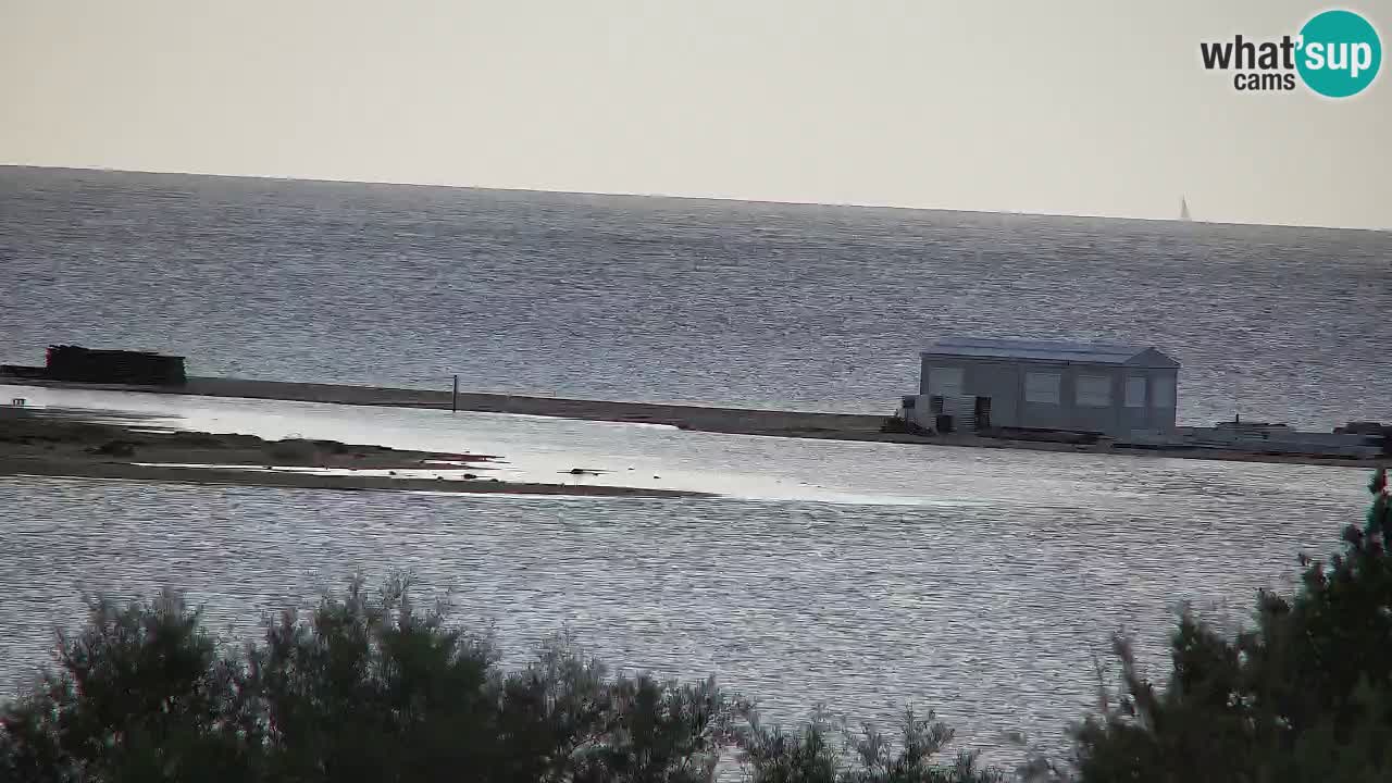 Spletna kamera Chia – Pogled v živo na plažo Su Giudeu