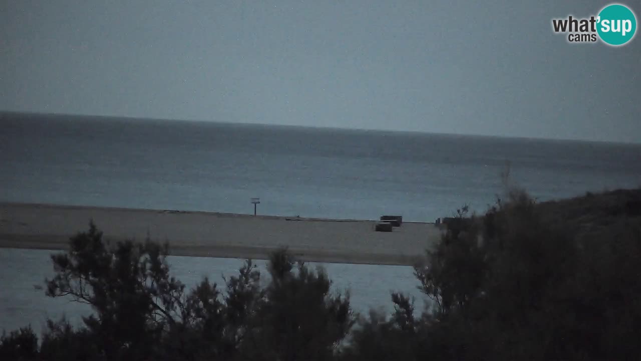 Spletna kamera Chia – Pogled v živo na plažo Su Giudeu