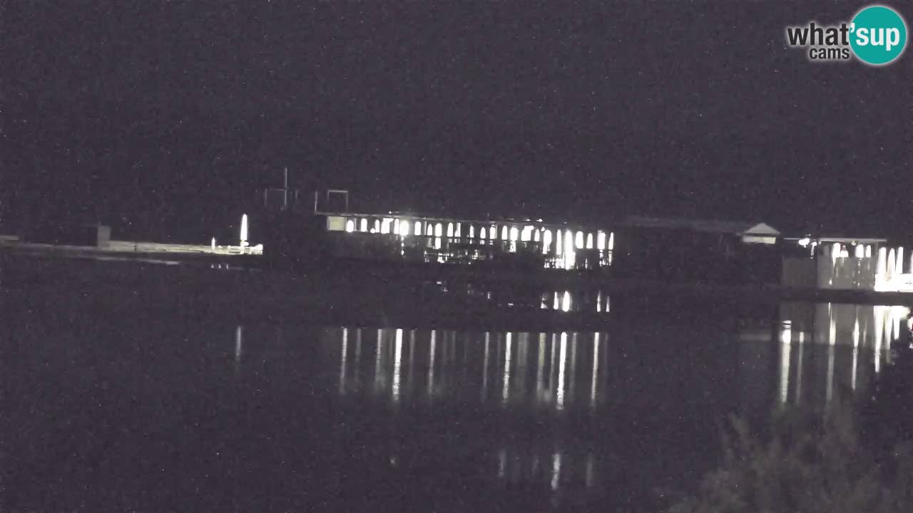 Spletna kamera Chia – Pogled v živo na plažo Su Giudeu