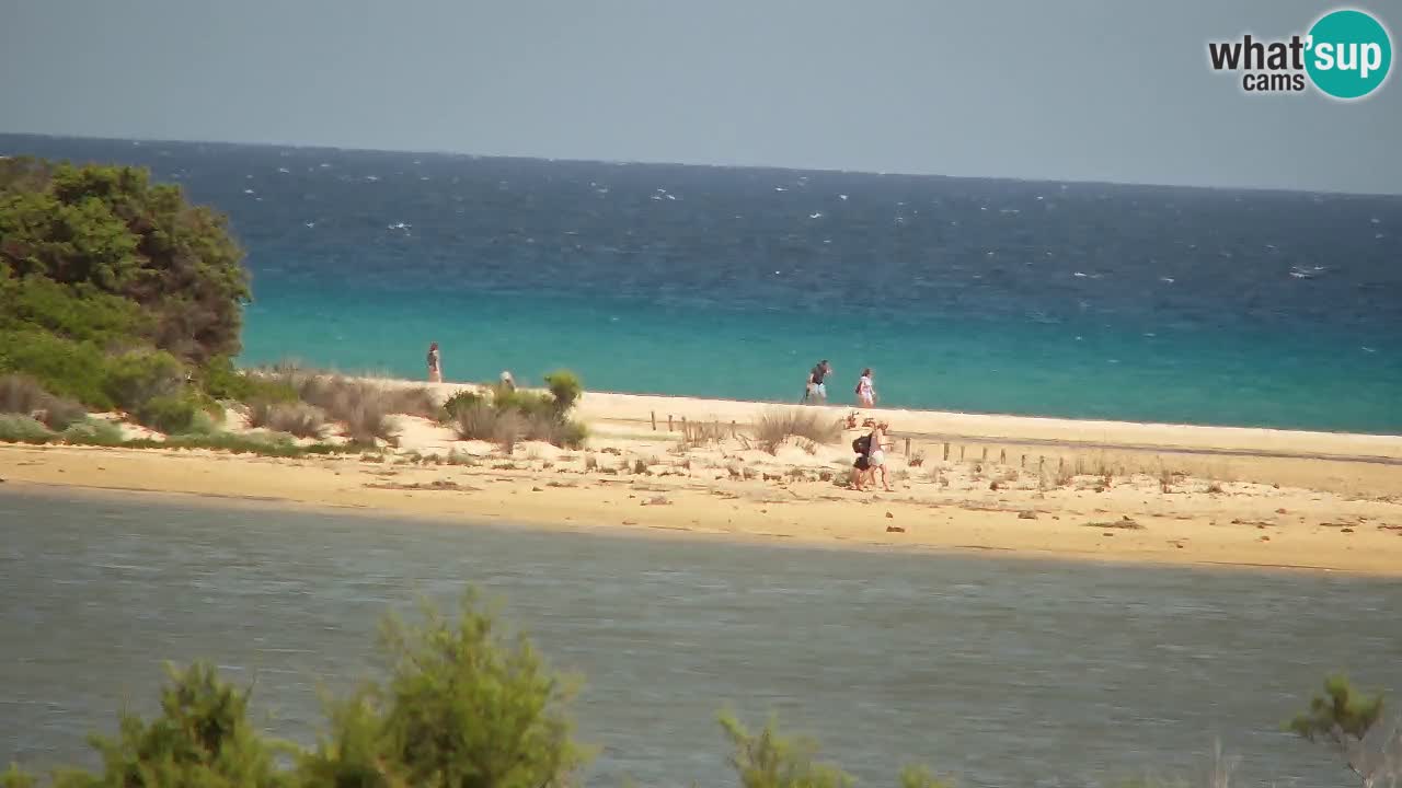 Spletna kamera Chia – Pogled v živo na plažo Su Giudeu