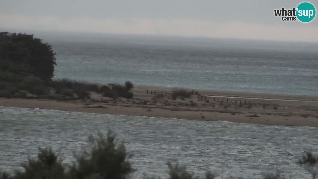 Spletna kamera Chia – Pogled v živo na plažo Su Giudeu