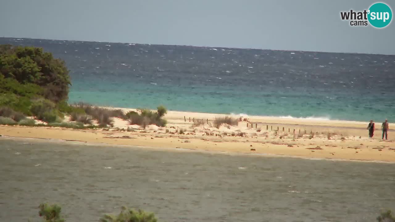 Spletna kamera Chia – Pogled v živo na plažo Su Giudeu
