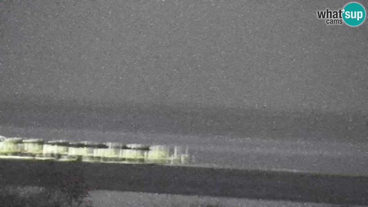 Spletna kamera Chia – Pogled v živo na plažo Su Giudeu