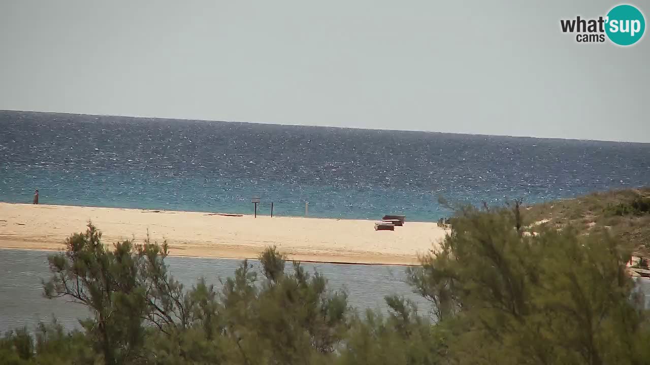 Webcam Chia – Vue en direct de la plage Su Giudeu