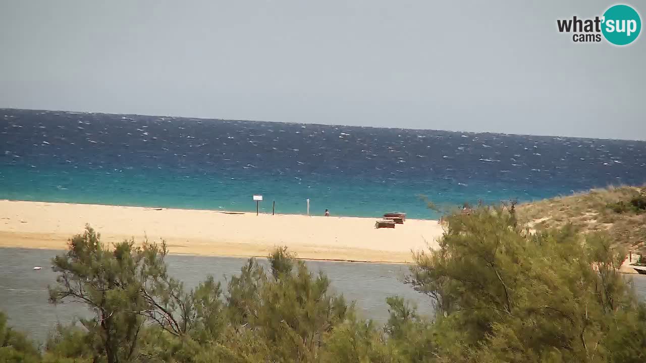 Spletna kamera Chia – Pogled v živo na plažo Su Giudeu