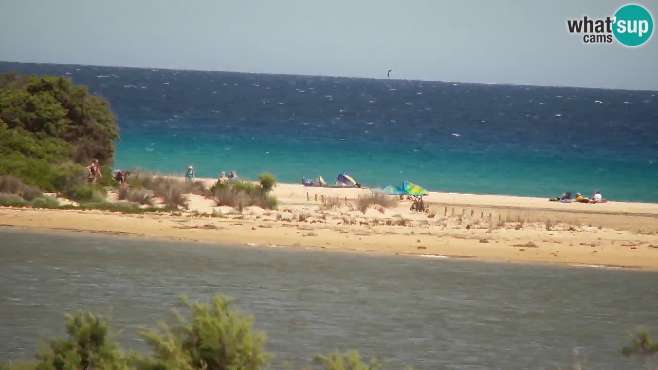 Spletna kamera Chia – Pogled v živo na plažo Su Giudeu