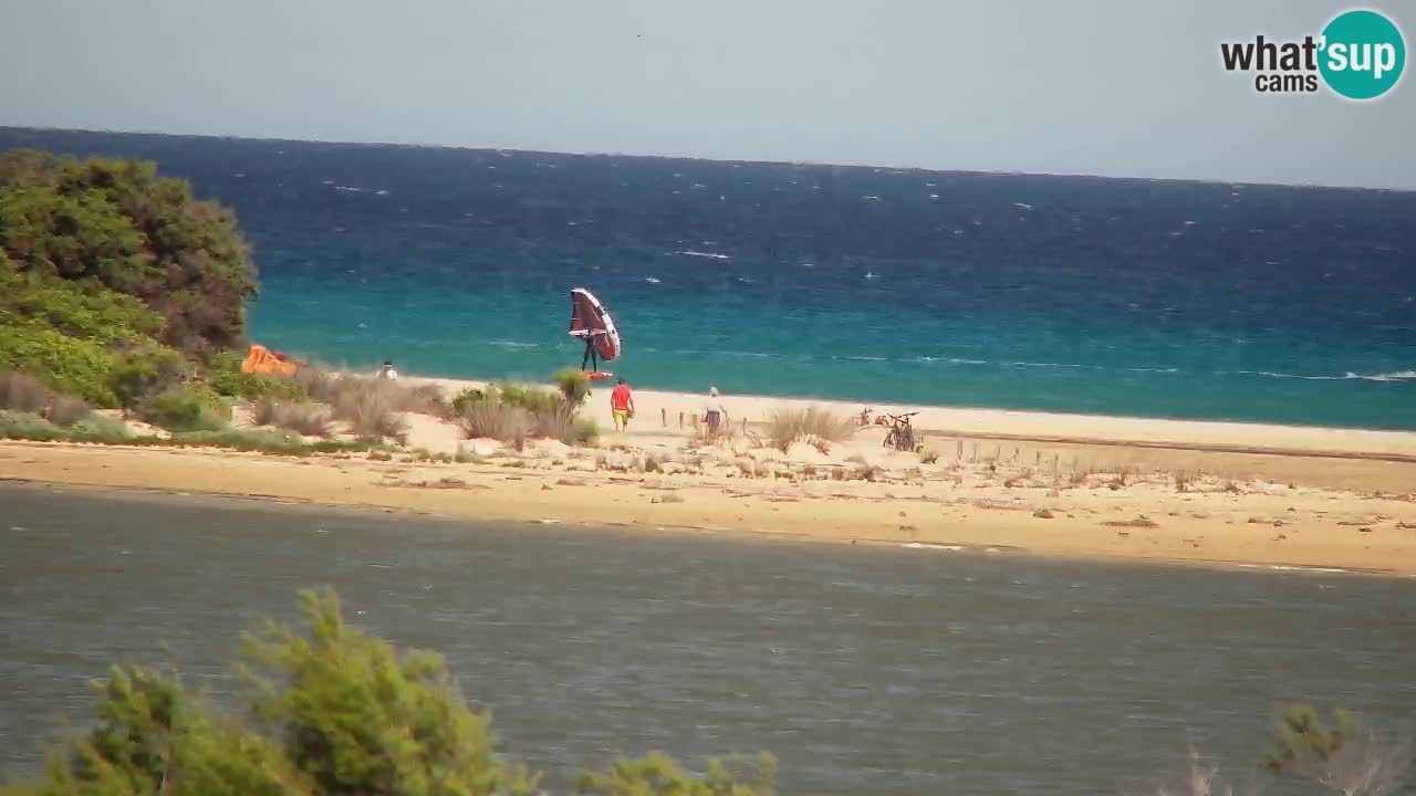 Spletna kamera Chia – Pogled v živo na plažo Su Giudeu