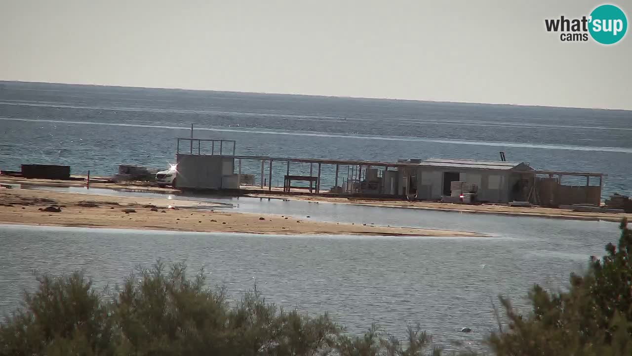 Spletna kamera Chia – Pogled v živo na plažo Su Giudeu