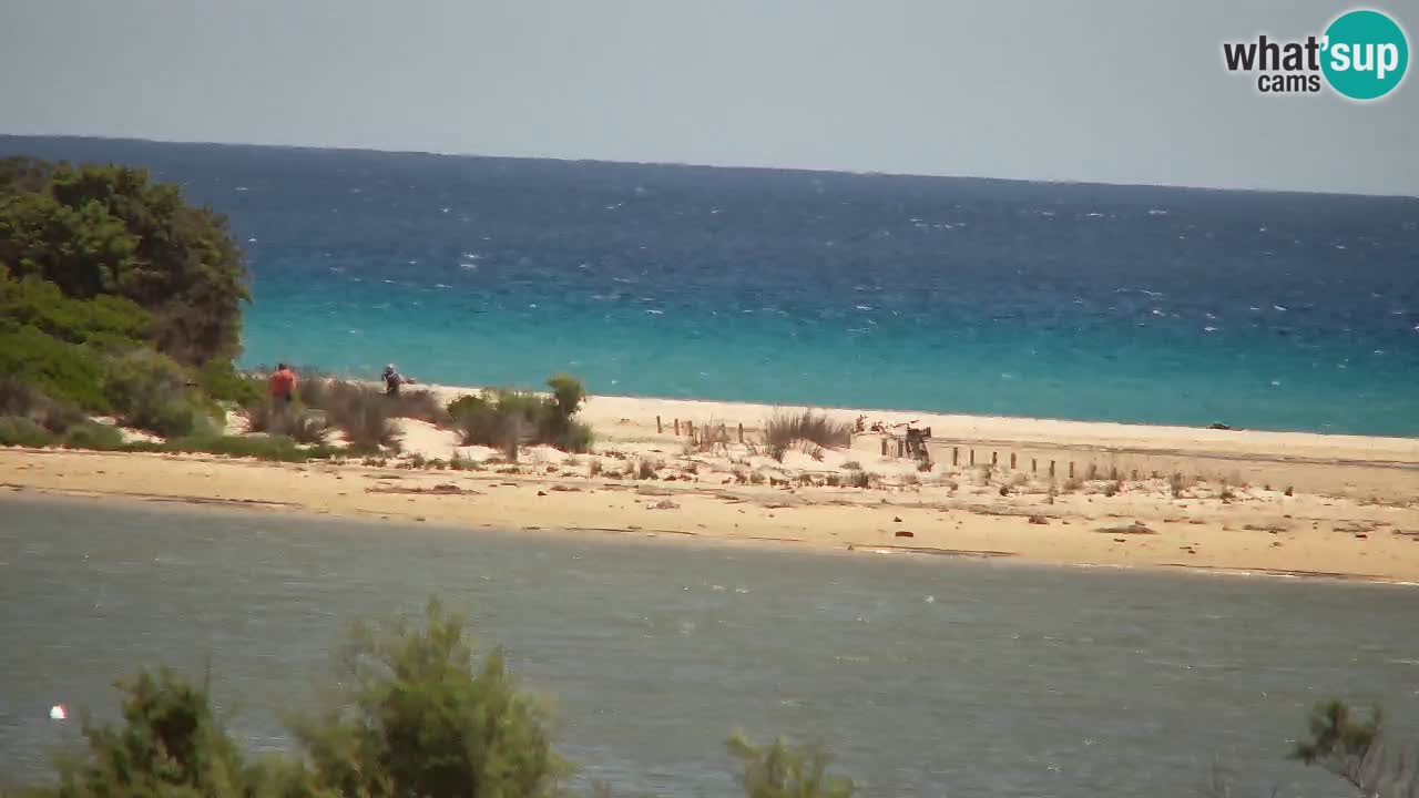 Spletna kamera Chia – Pogled v živo na plažo Su Giudeu