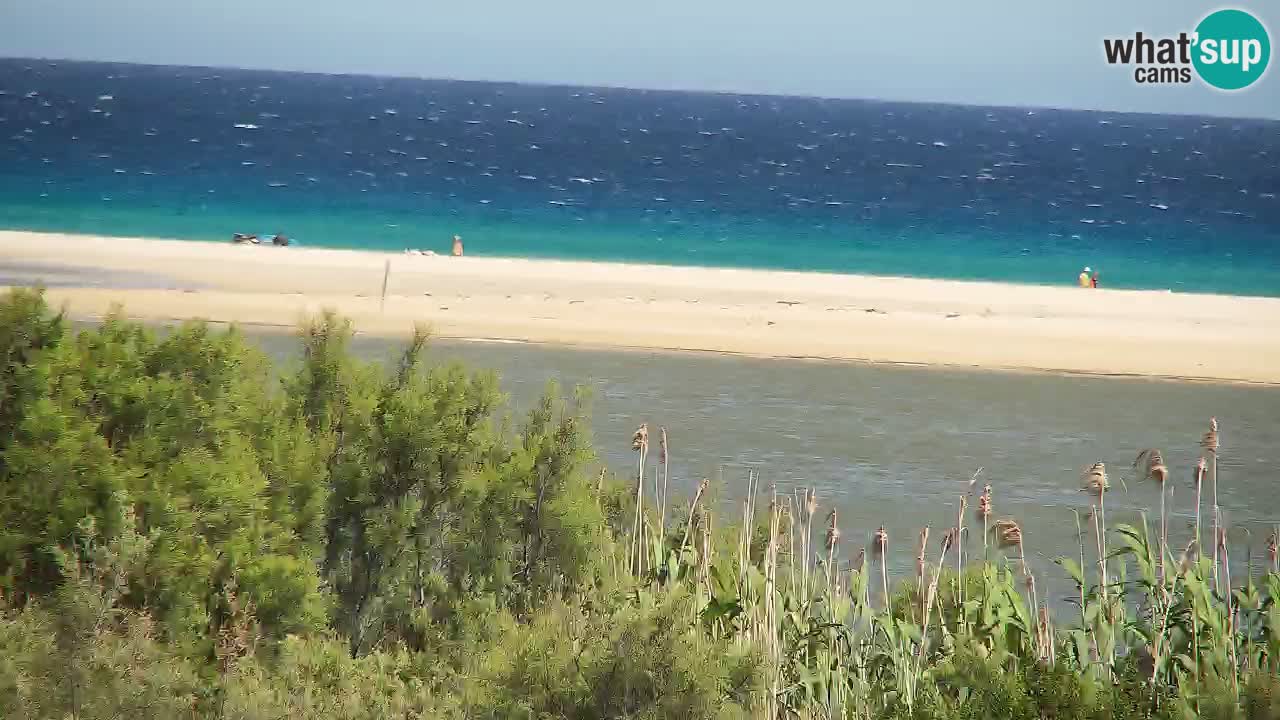 Spletna kamera Chia – Pogled v živo na plažo Su Giudeu