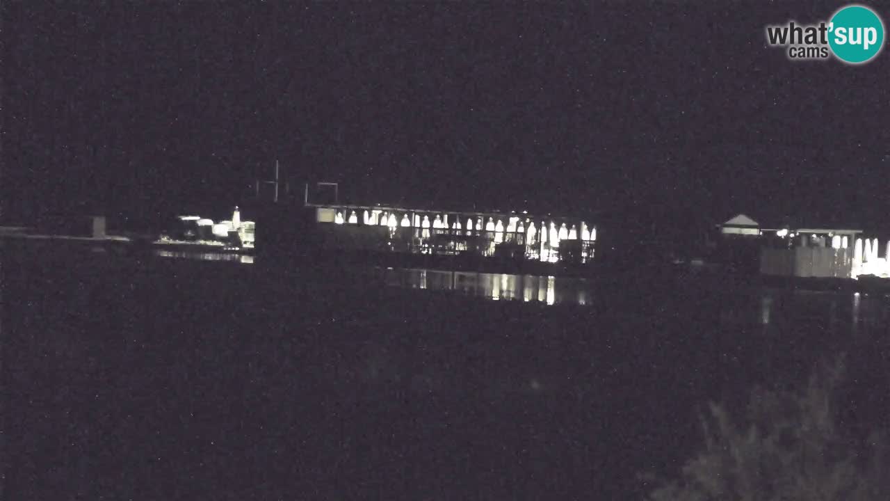 Spletna kamera Chia – Pogled v živo na plažo Su Giudeu