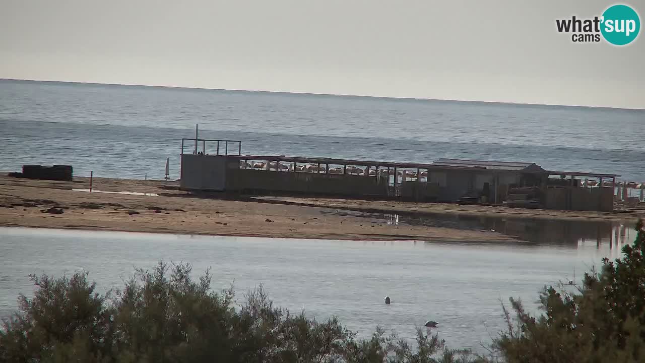 Spletna kamera Chia – Pogled v živo na plažo Su Giudeu
