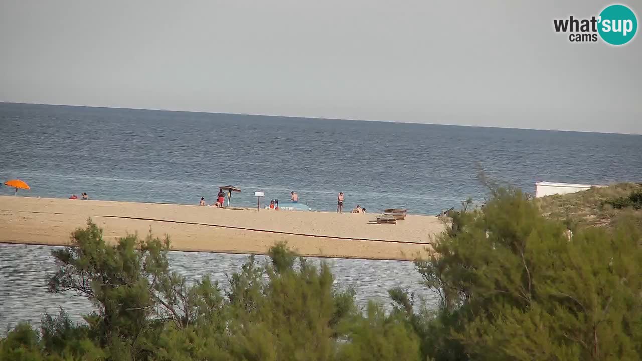 Spletna kamera Chia – Pogled v živo na plažo Su Giudeu
