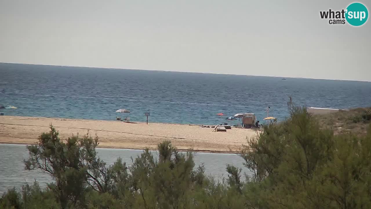 Spletna kamera Chia – Pogled v živo na plažo Su Giudeu