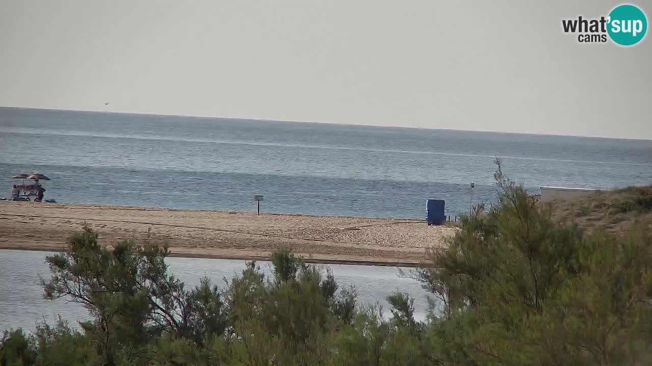 Spletna kamera Chia – Pogled v živo na plažo Su Giudeu