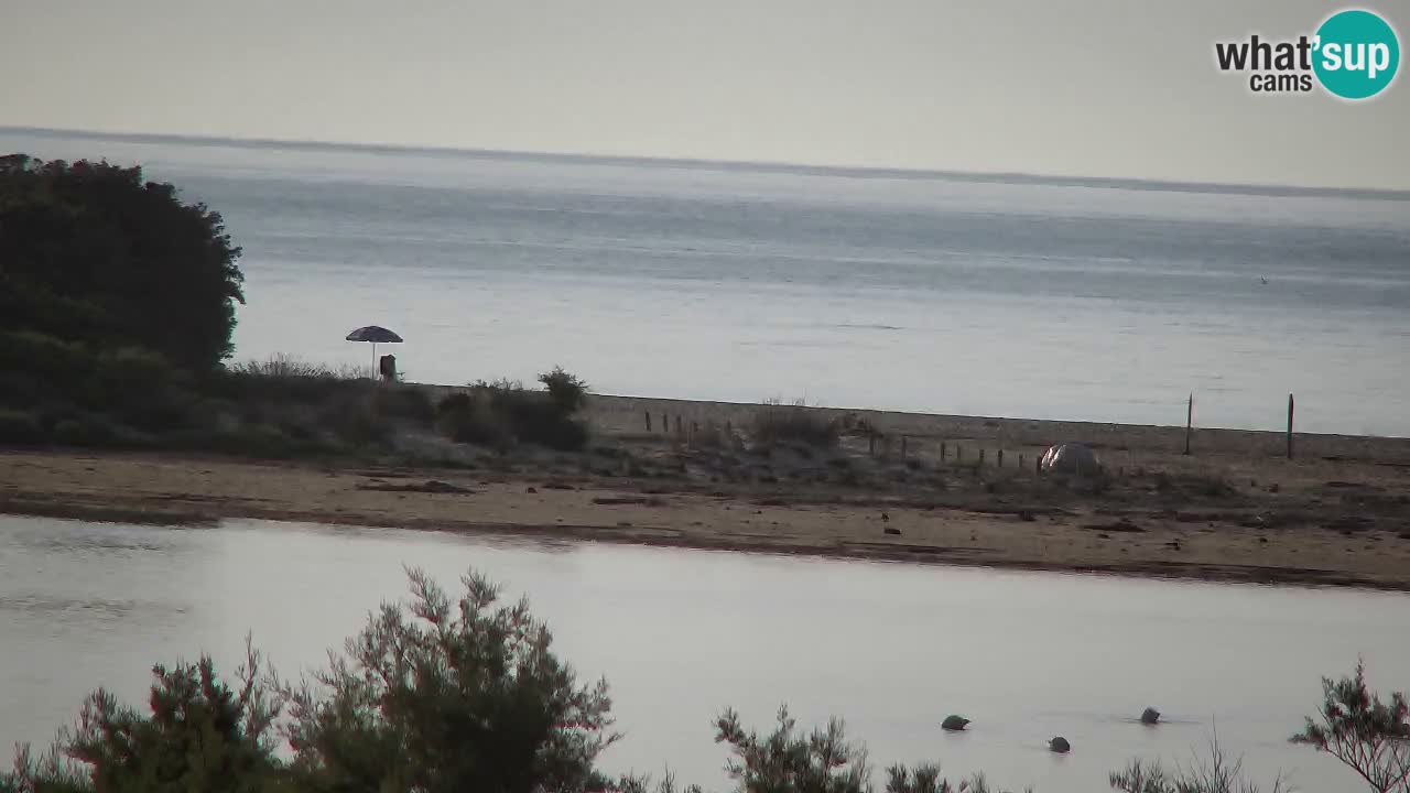 Spletna kamera Chia – Pogled v živo na plažo Su Giudeu