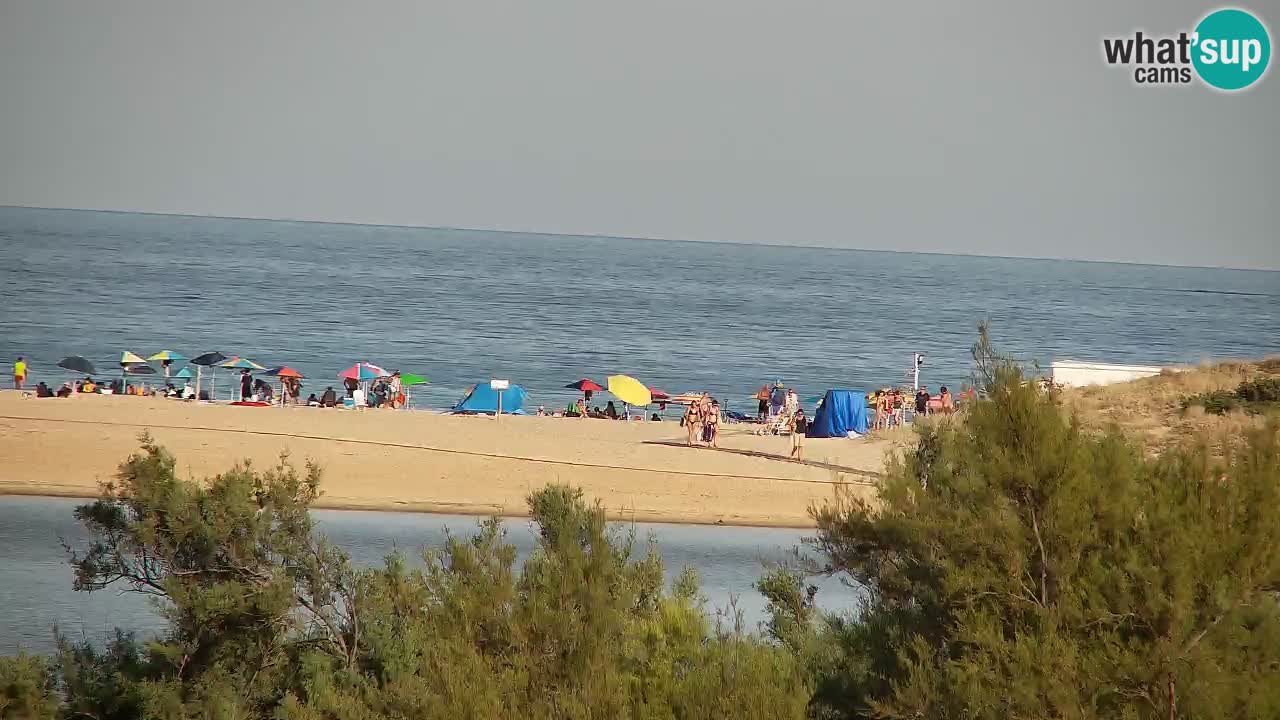 Spletna kamera Chia – Pogled v živo na plažo Su Giudeu