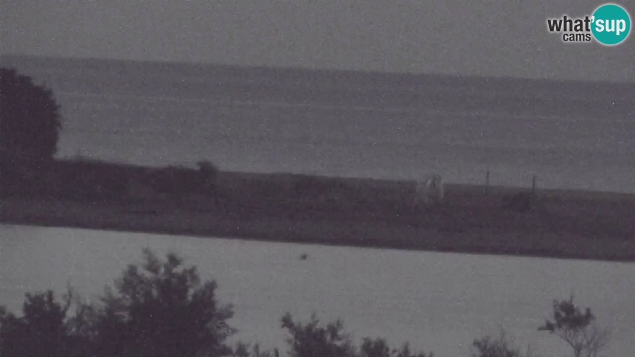 Spletna kamera Chia – Pogled v živo na plažo Su Giudeu
