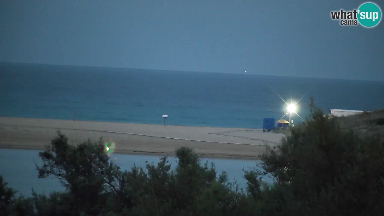 Webcam Chia – Spiaggia Su Giudeu in diretta