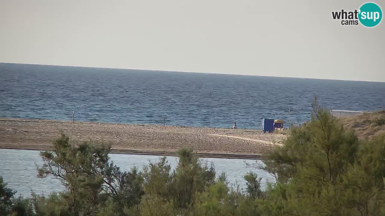 Spletna kamera Chia – Pogled v živo na plažo Su Giudeu