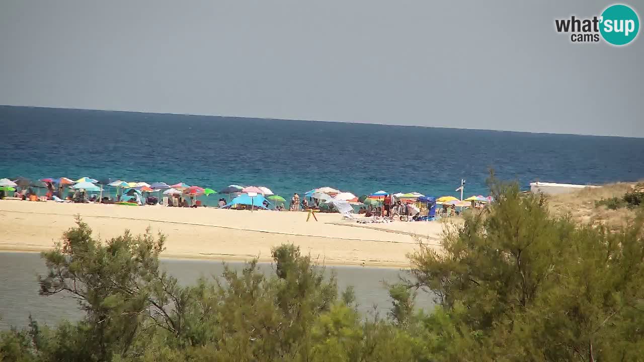 Spletna kamera Chia – Pogled v živo na plažo Su Giudeu