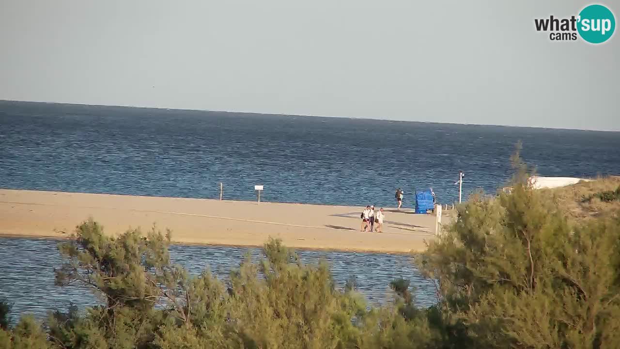 Spletna kamera Chia – Pogled v živo na plažo Su Giudeu