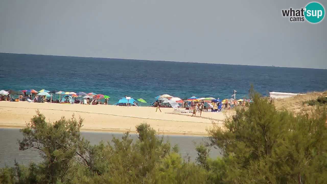 Spletna kamera Chia – Pogled v živo na plažo Su Giudeu