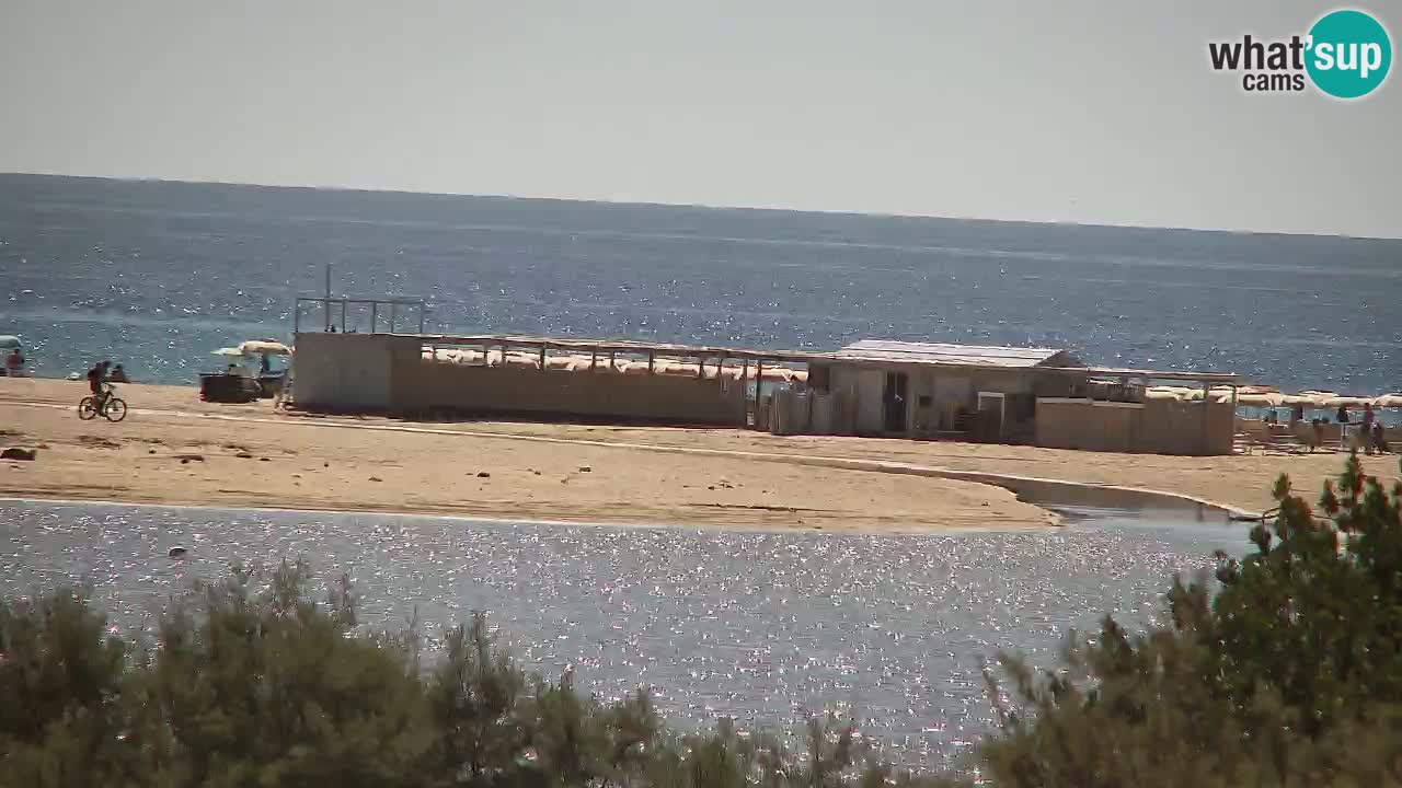 Spletna kamera Chia – Pogled v živo na plažo Su Giudeu