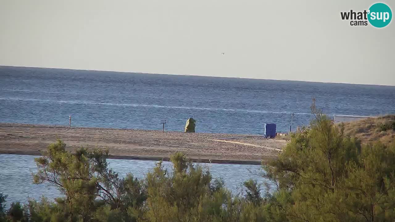 Spletna kamera Chia – Pogled v živo na plažo Su Giudeu
