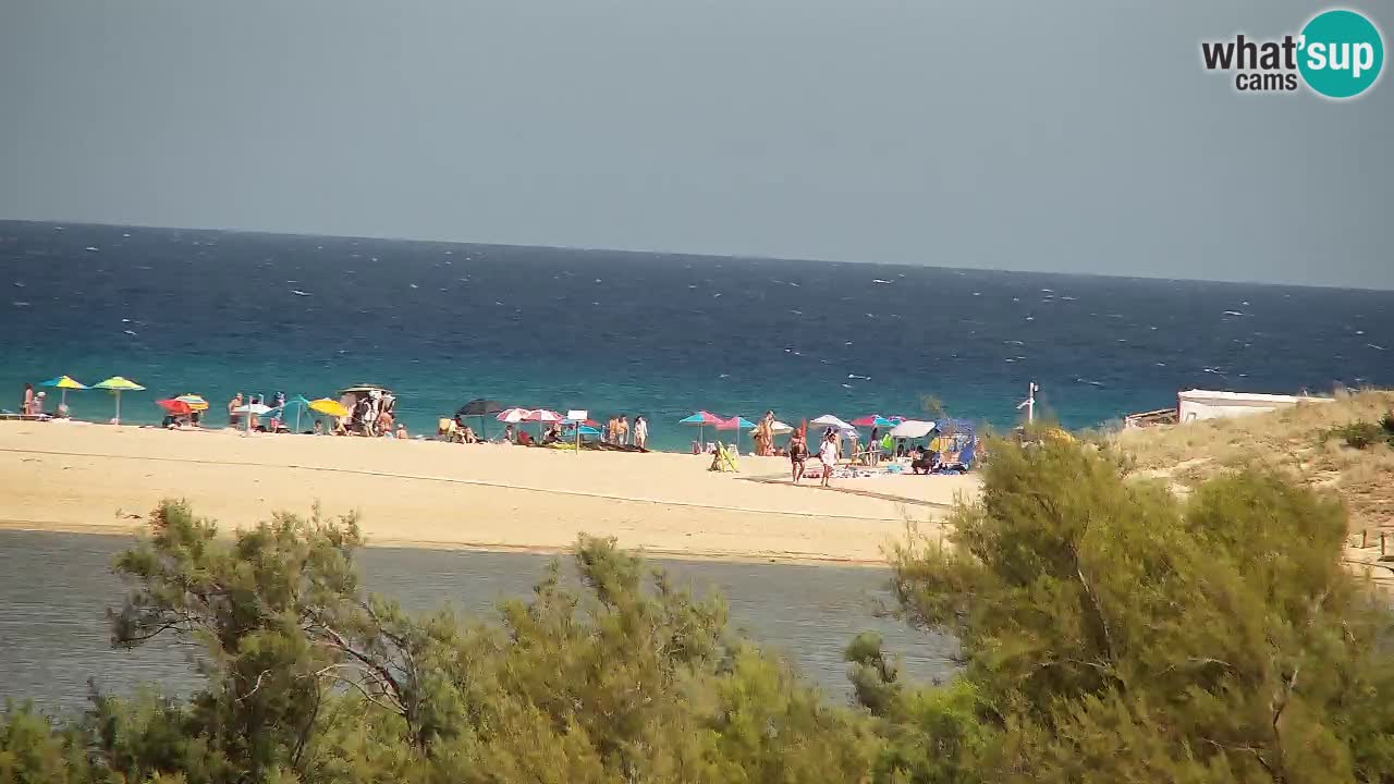 Spletna kamera Chia – Pogled v živo na plažo Su Giudeu