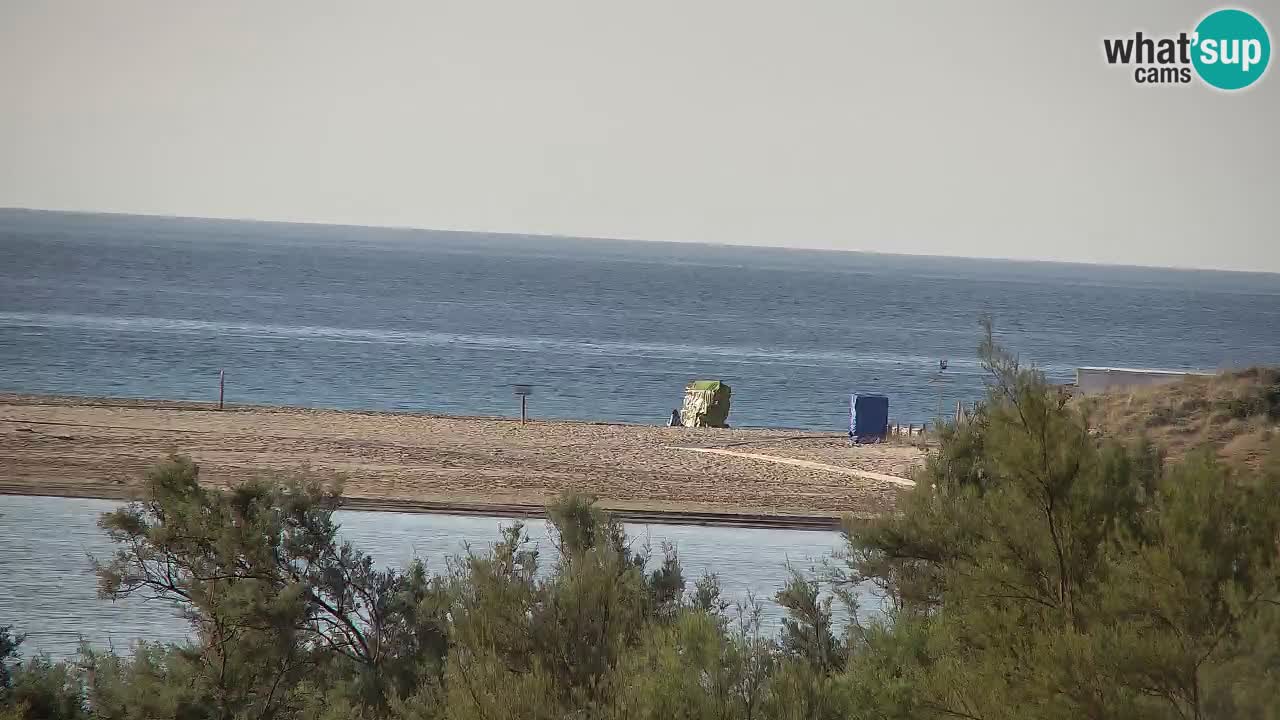 Spletna kamera Chia – Pogled v živo na plažo Su Giudeu