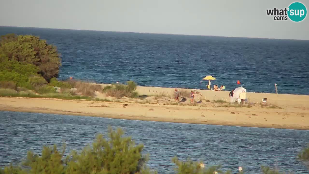 Webcam Chia – Spiaggia Su Giudeu in diretta