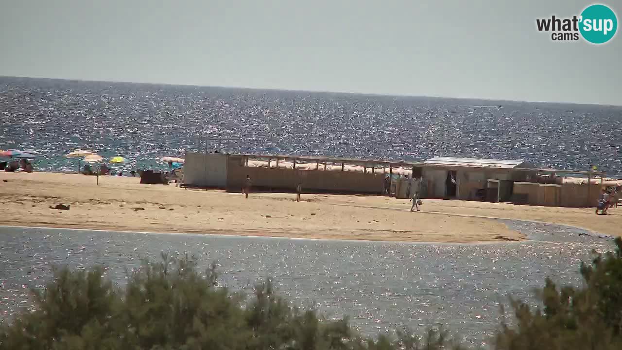 Spletna kamera Chia – Pogled v živo na plažo Su Giudeu