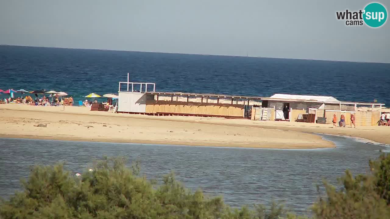 Spletna kamera Chia – Pogled v živo na plažo Su Giudeu