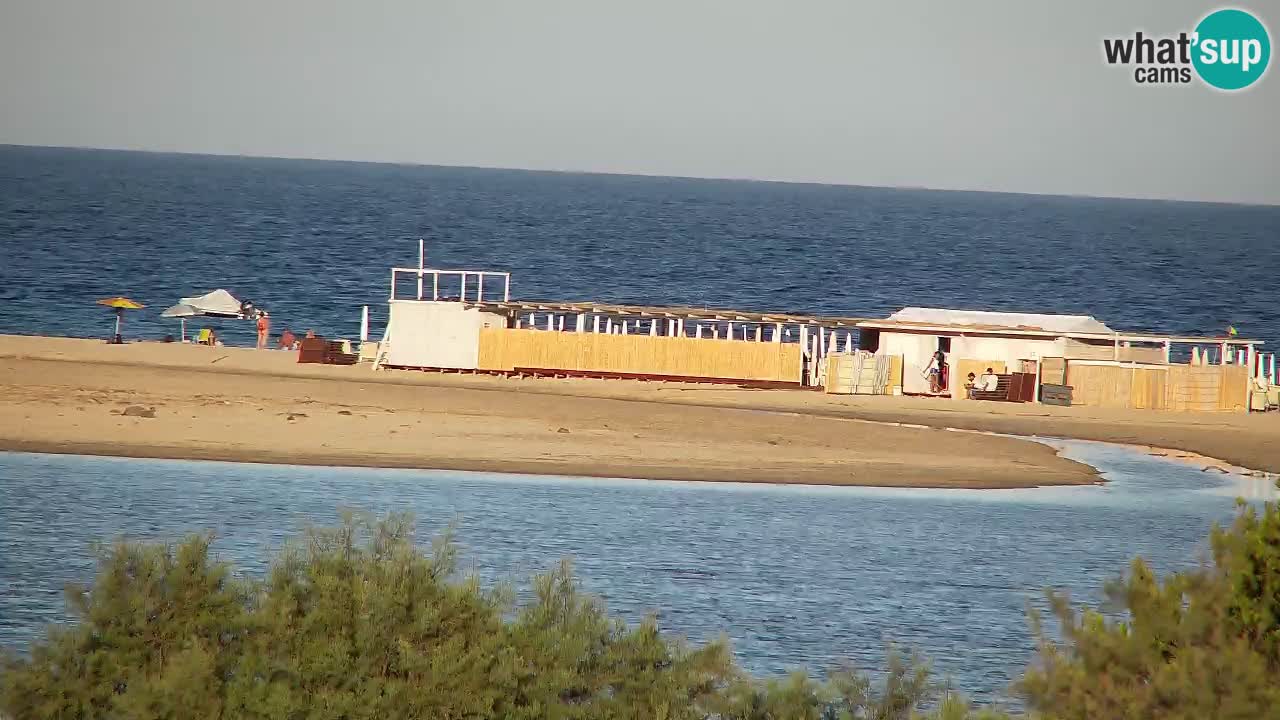 Spletna kamera Chia – Pogled v živo na plažo Su Giudeu