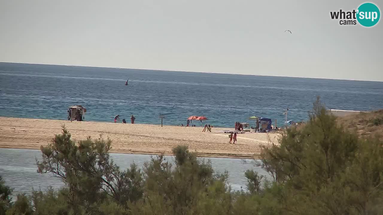 Spletna kamera Chia – Pogled v živo na plažo Su Giudeu