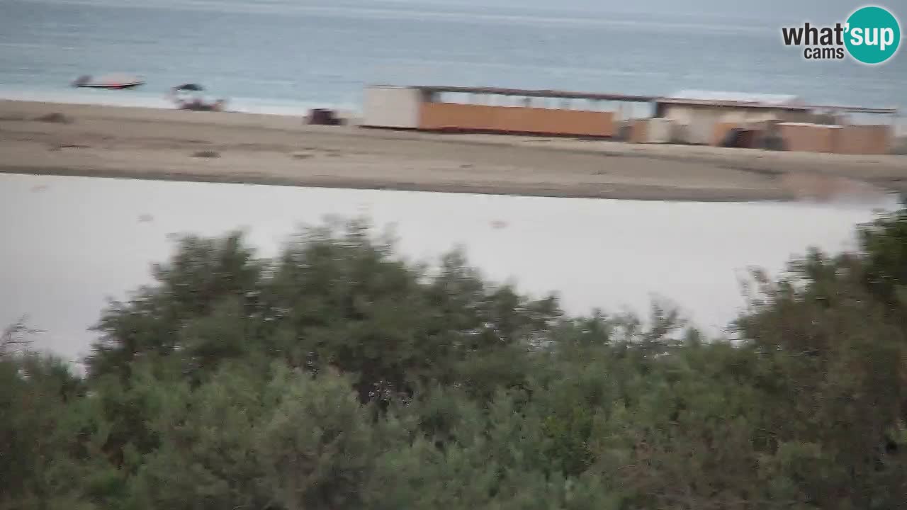 Spletna kamera Chia – Pogled v živo na plažo Su Giudeu