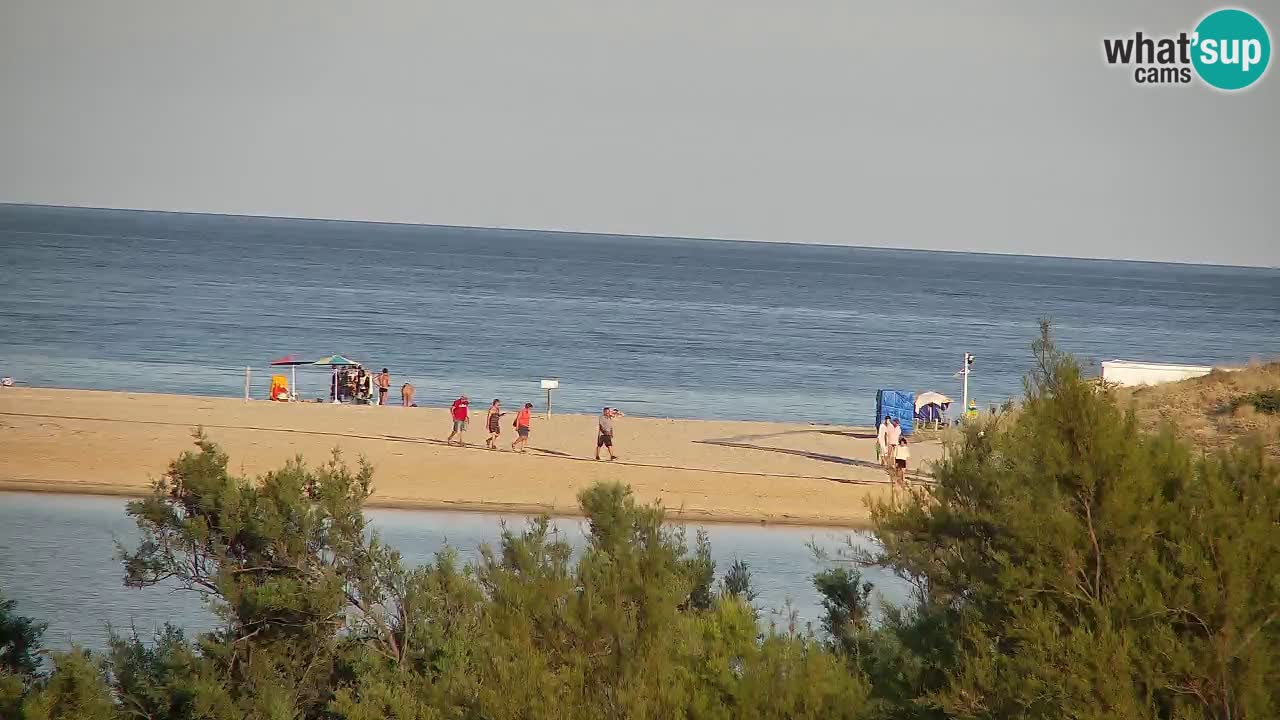 Spletna kamera Chia – Pogled v živo na plažo Su Giudeu