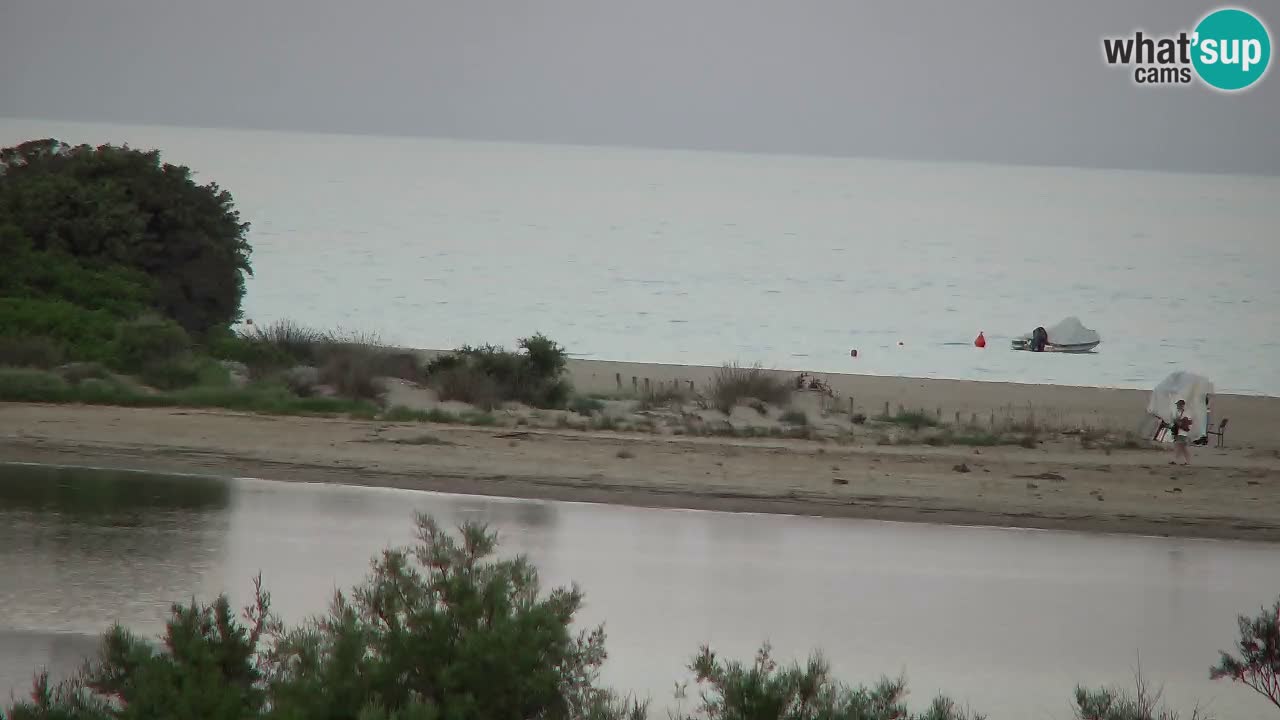Spletna kamera Chia – Pogled v živo na plažo Su Giudeu