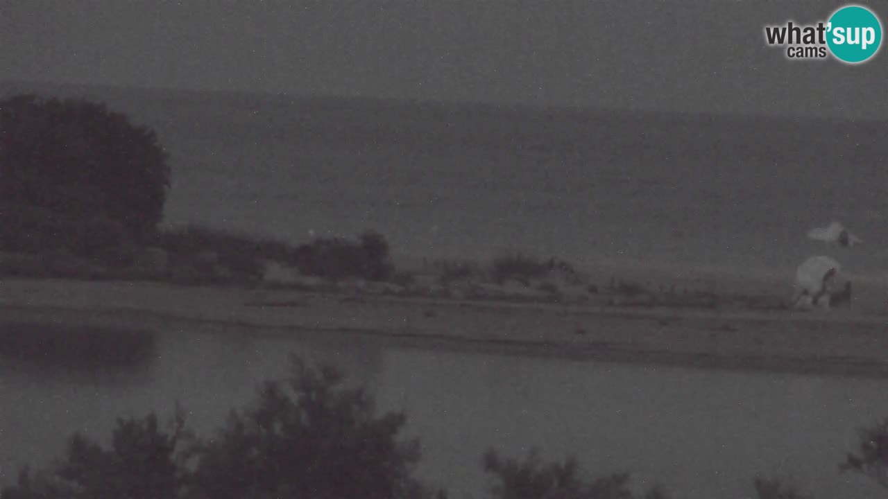 Spletna kamera Chia – Pogled v živo na plažo Su Giudeu