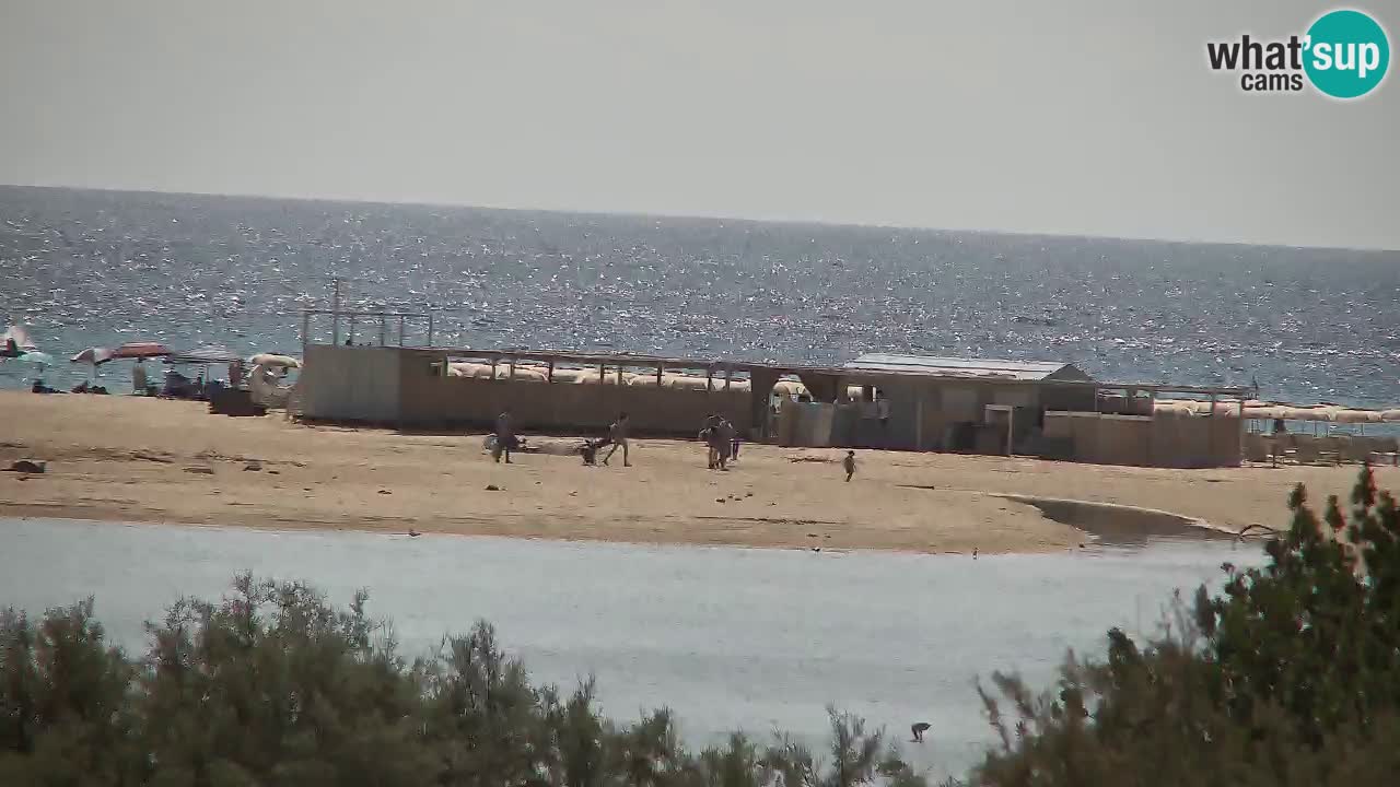 Spletna kamera Chia – Pogled v živo na plažo Su Giudeu