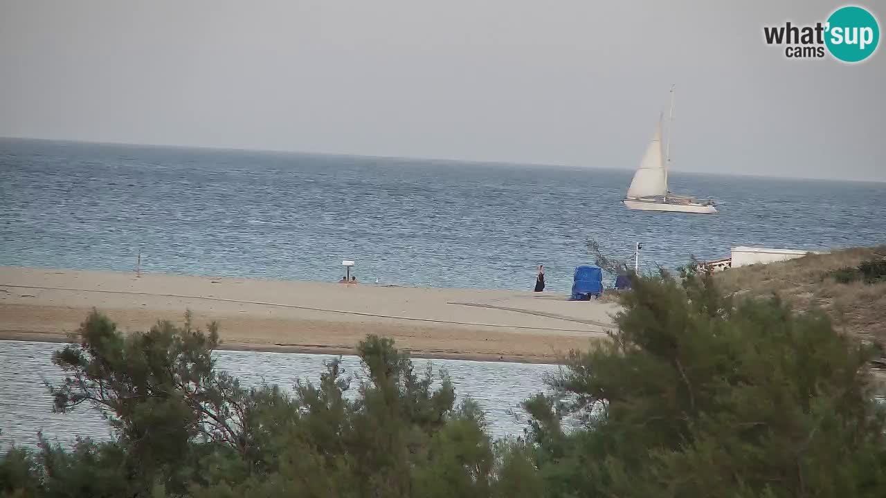 Webcam Chia – Vue en direct de la plage Su Giudeu