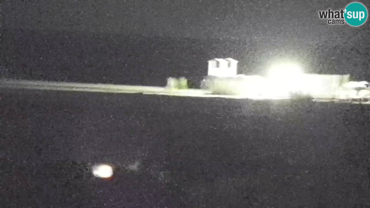 Spletna kamera Chia – Pogled v živo na plažo Su Giudeu