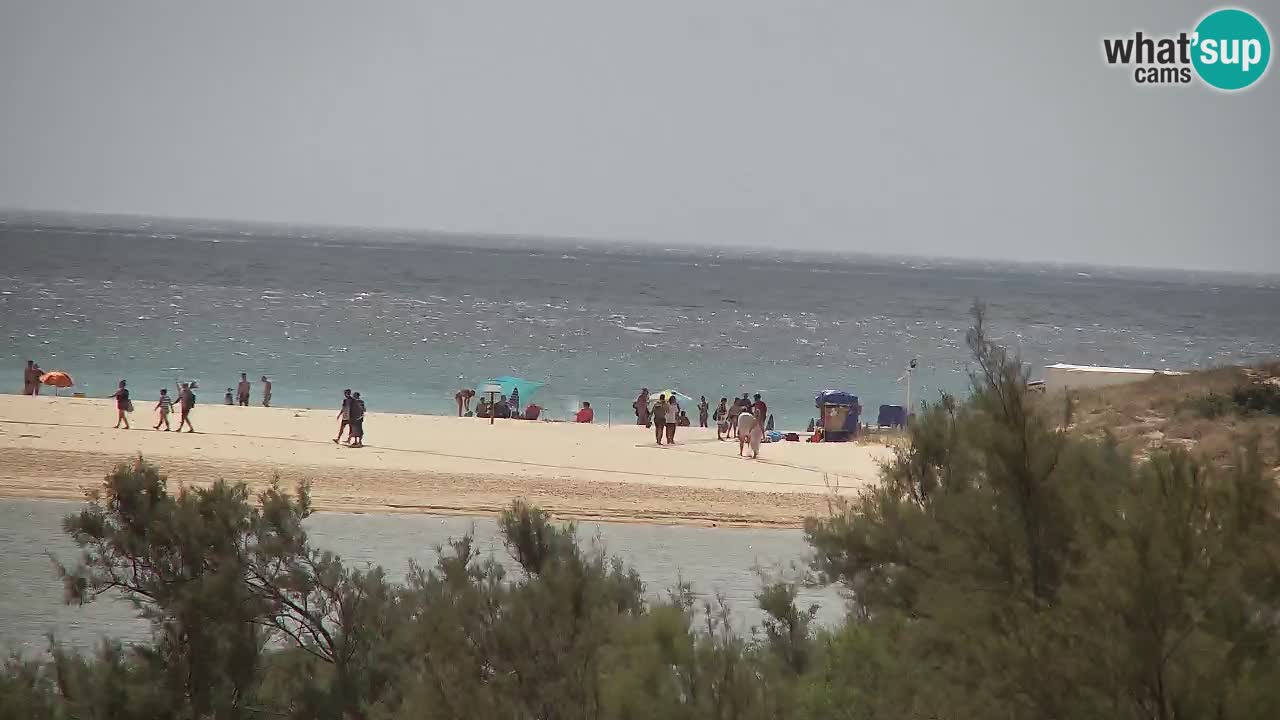 Spletna kamera Chia – Pogled v živo na plažo Su Giudeu