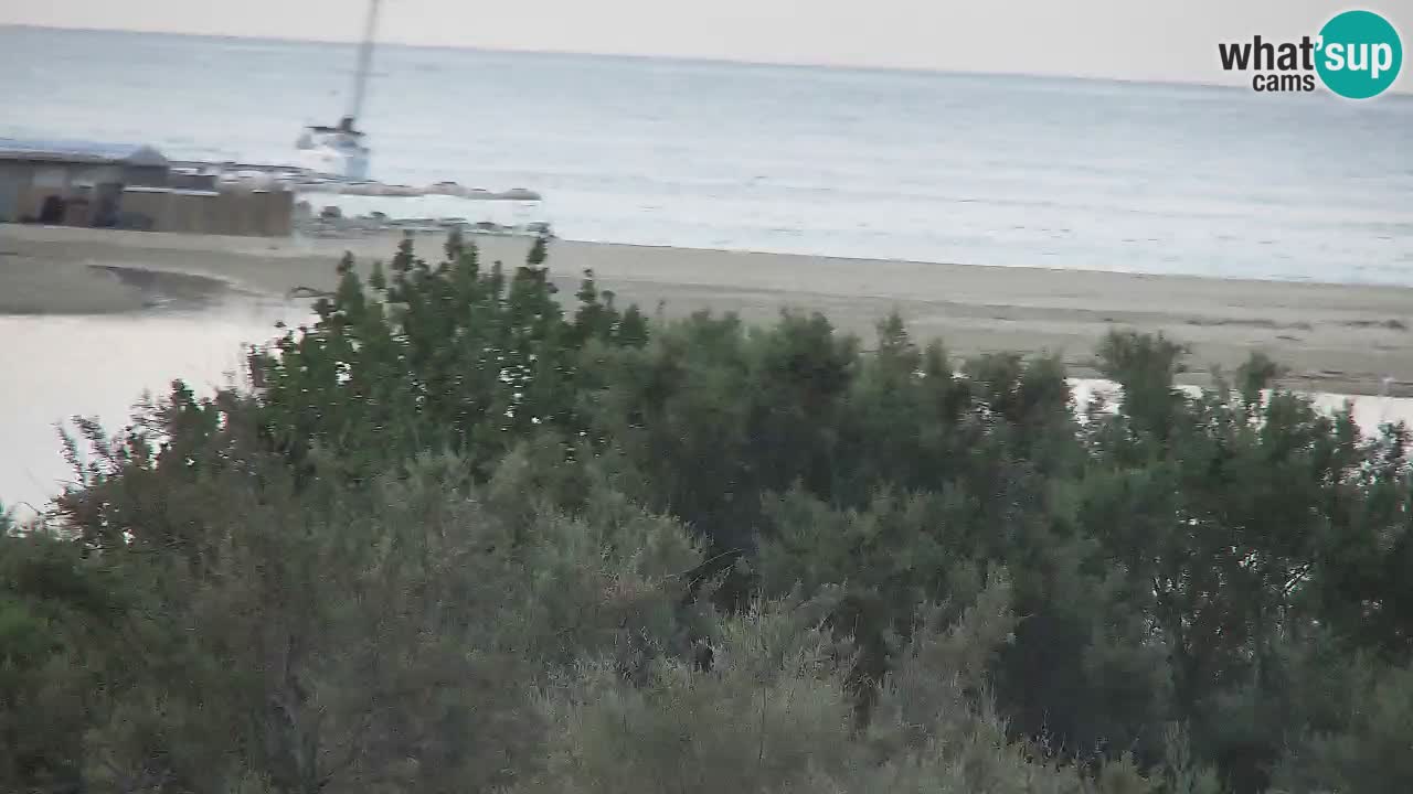 Spletna kamera Chia – Pogled v živo na plažo Su Giudeu