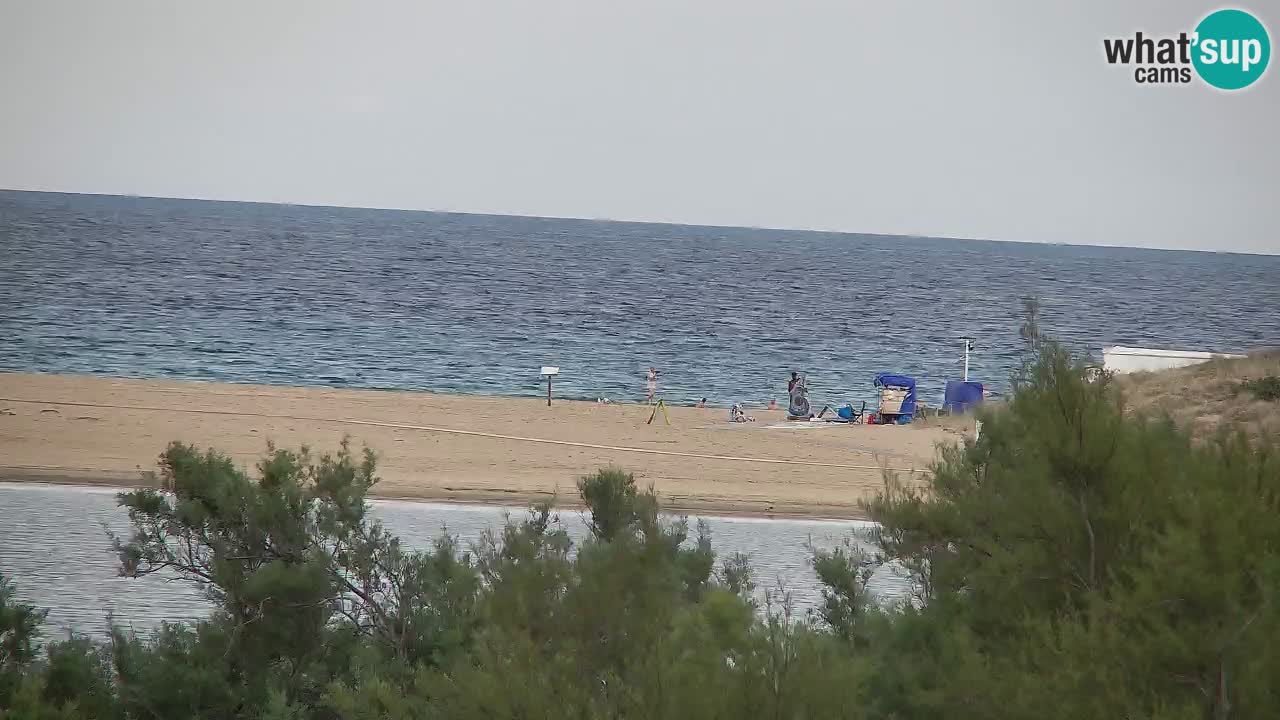 Spletna kamera Chia – Pogled v živo na plažo Su Giudeu