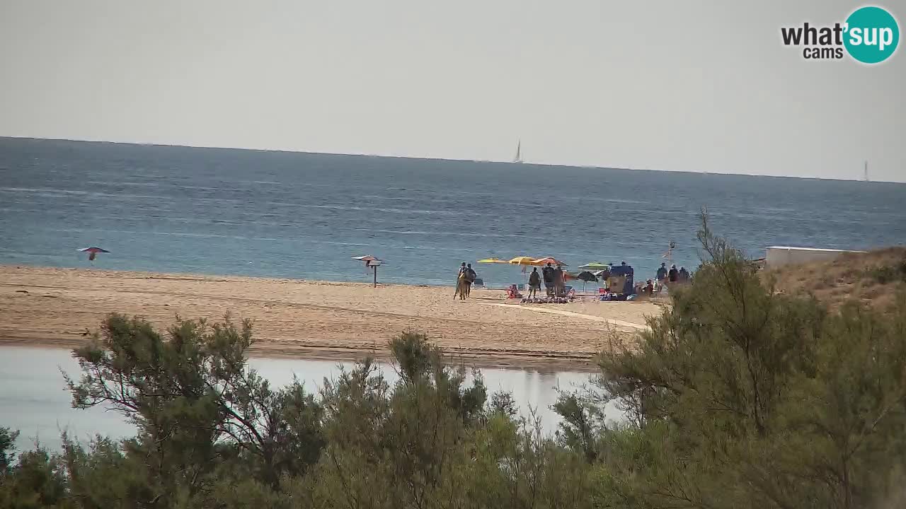 Spletna kamera Chia – Pogled v živo na plažo Su Giudeu