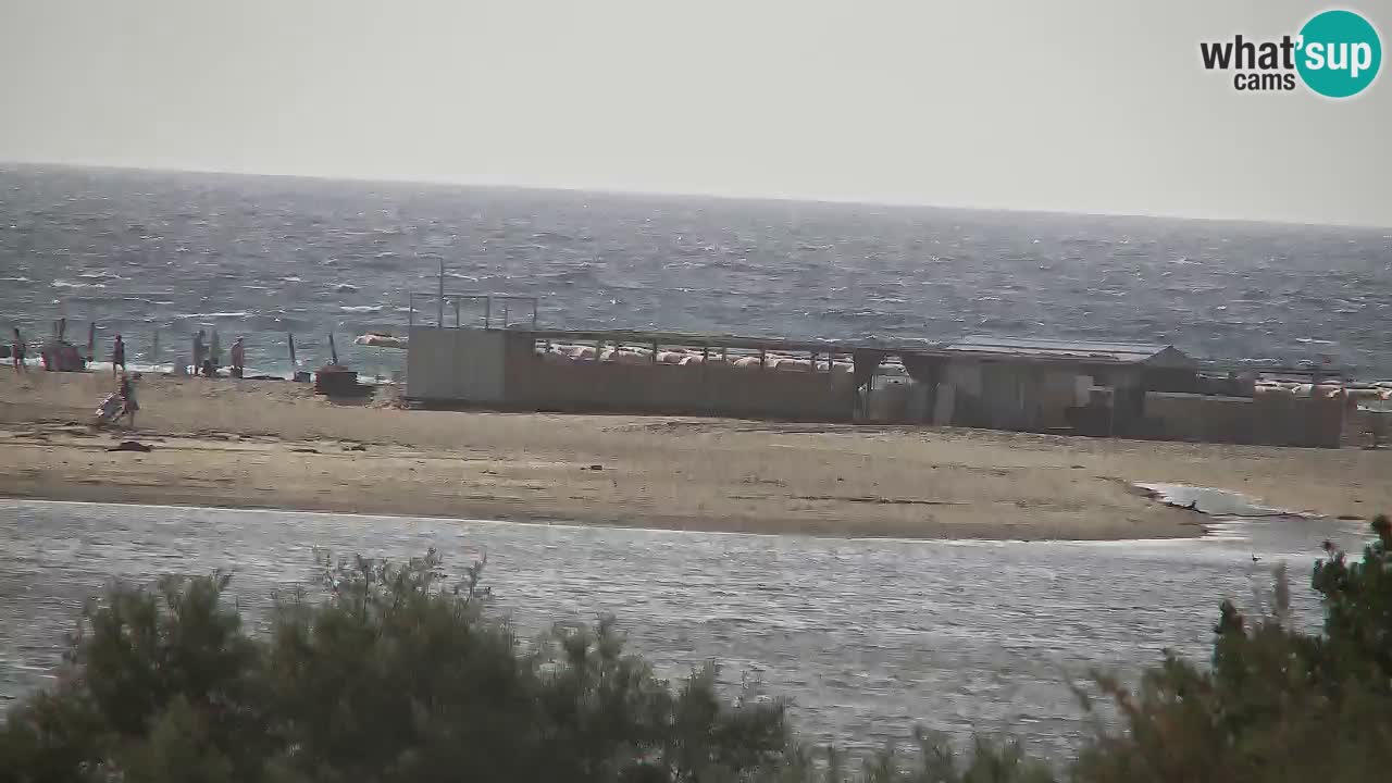 Spletna kamera Chia – Pogled v živo na plažo Su Giudeu