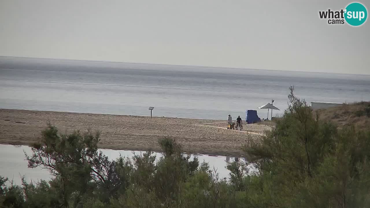 Spletna kamera Chia – Pogled v živo na plažo Su Giudeu