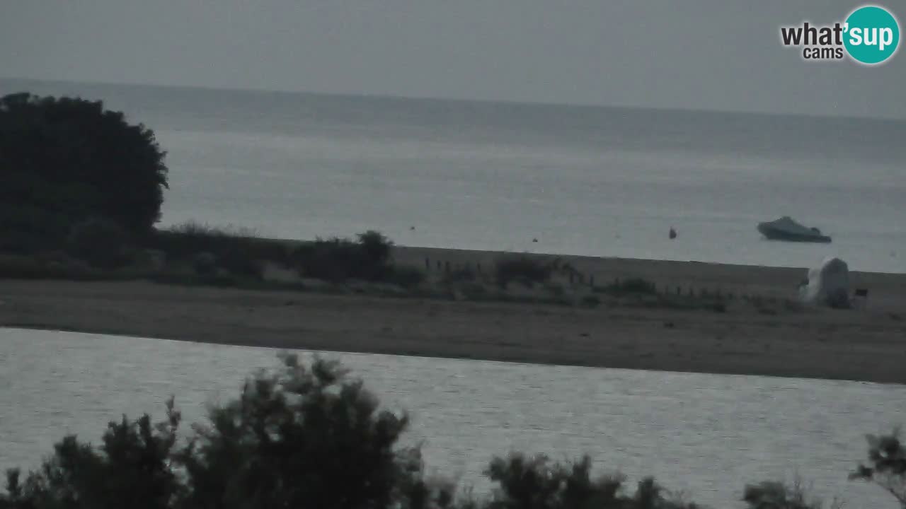 Spletna kamera Chia – Pogled v živo na plažo Su Giudeu